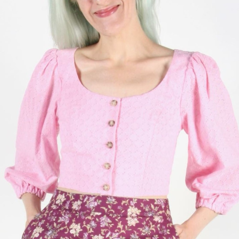 Birds of North America Carnifex Button-Up Women's Top